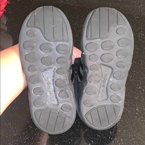 Adidas toddler sneakers - Picture 2 of 8